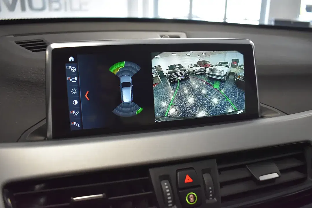 BMW X1 xDrive Advantage - Thumbnail 6