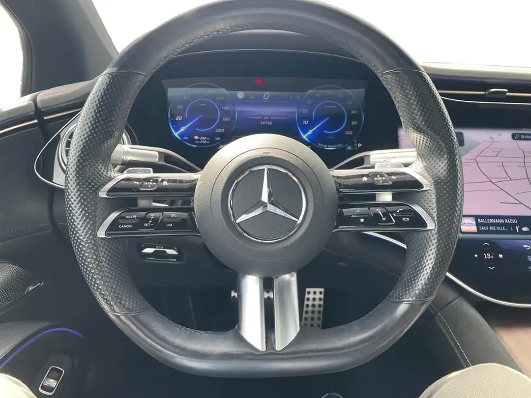 Mercedes-Benz EQS 450 AMG MBUX Burmester - Thumbnail 12