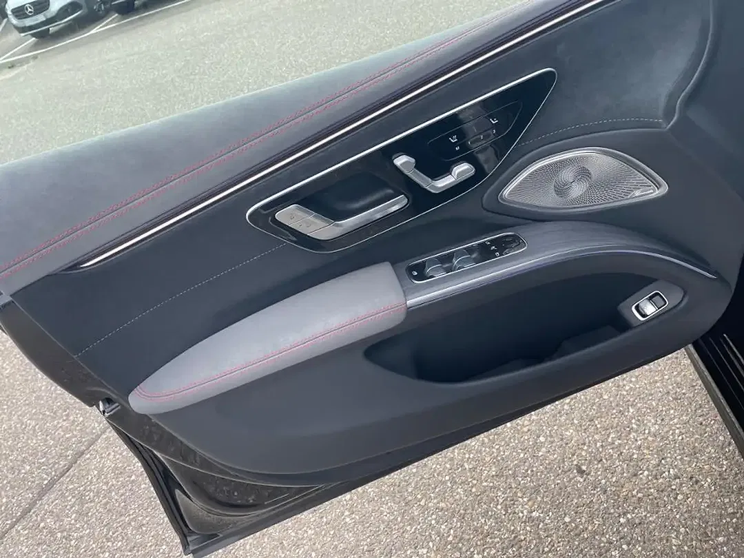 Mercedes-Benz EQS 450 AMG MBUX Burmester - Thumbnail 17