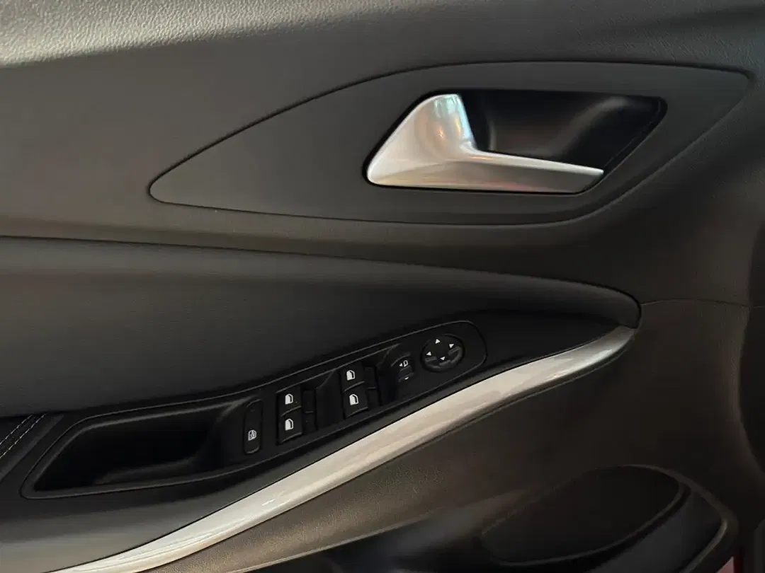 Opel Grandland 1.2 Turbo Elegance - Thumbnail 8
