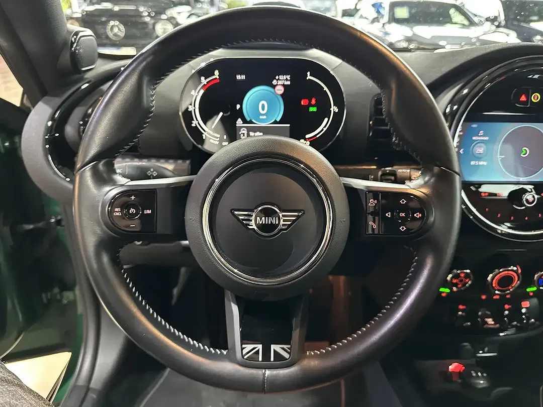 MINI Cooper Clubman SD ALL4 - Thumbnail 13