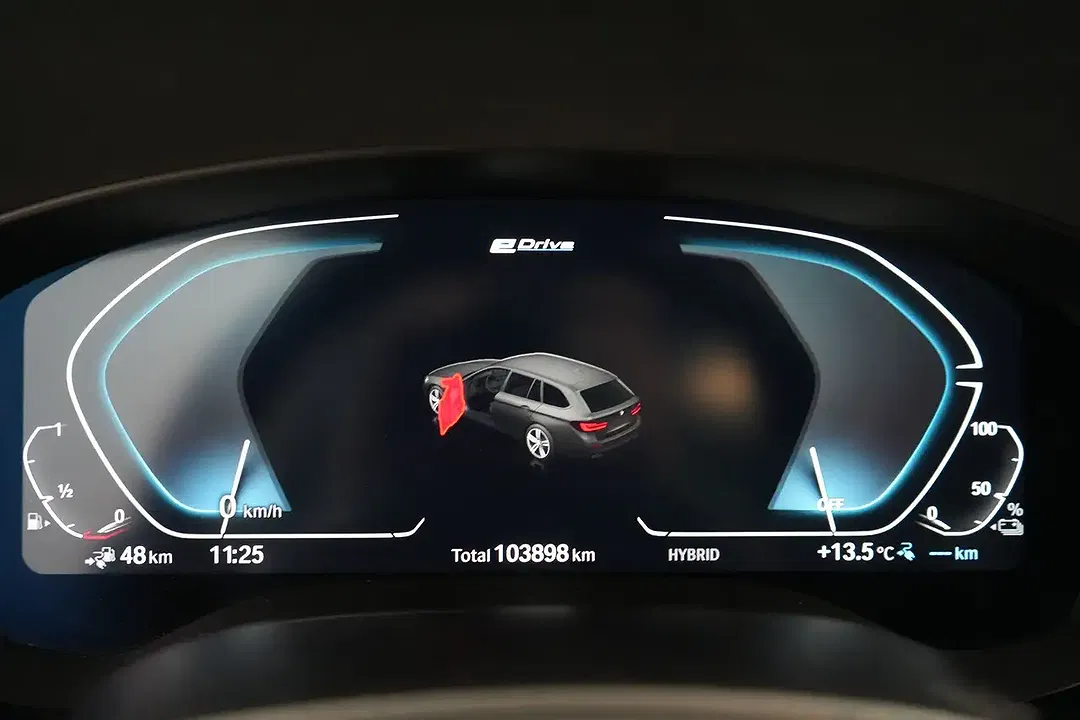 BMW 530 PHEV xDrive Touring Business - Thumbnail 16