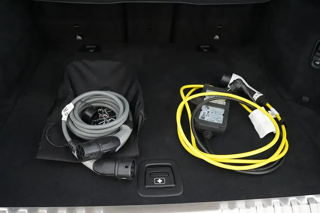 BMW 530 PHEV xDrive Touring Business - Thumbnail 22
