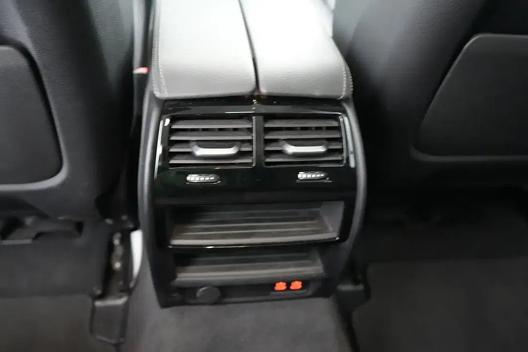 BMW 530 PHEV xDrive Touring Business - Thumbnail 24