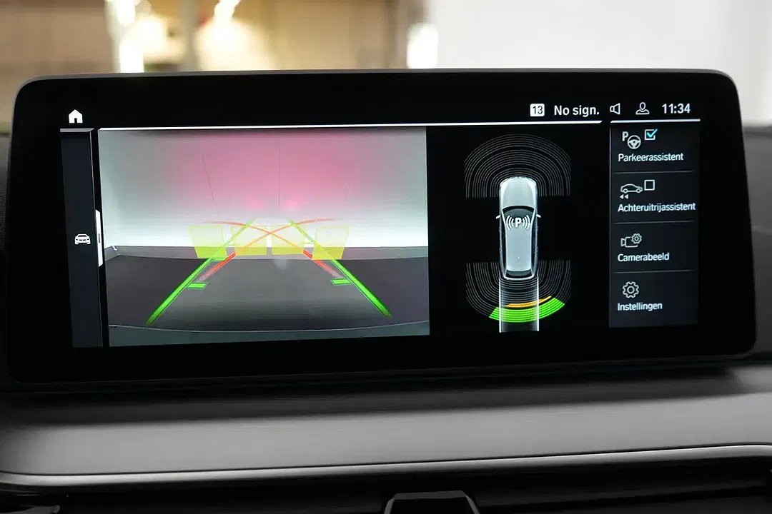 BMW 530 PHEV xDrive Touring Business - Thumbnail 35