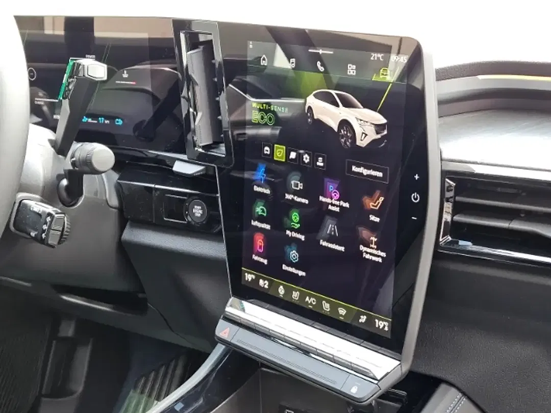 Renault Rafale E-Tech PHEV 4x4 - Thumbnail 11