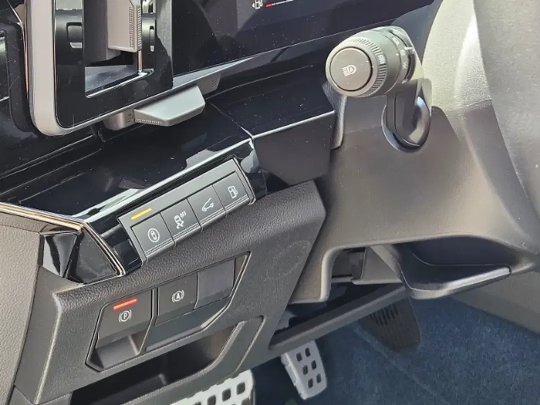 Renault Rafale E-Tech PHEV 4x4 - foto 15