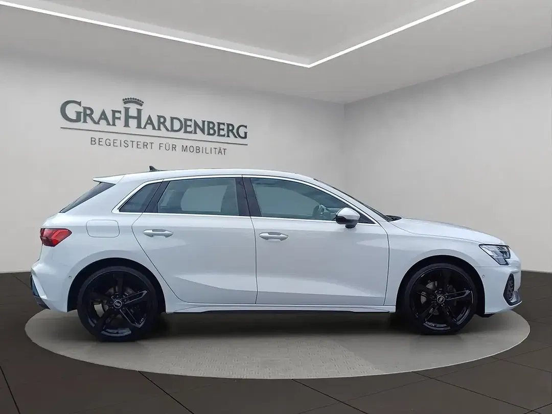 Audi A3 Sportback S line - Thumbnail 6