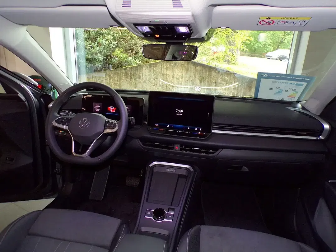 Volkswagen T-Roc 1.5 TSI DSG Style - Thumbnail 9