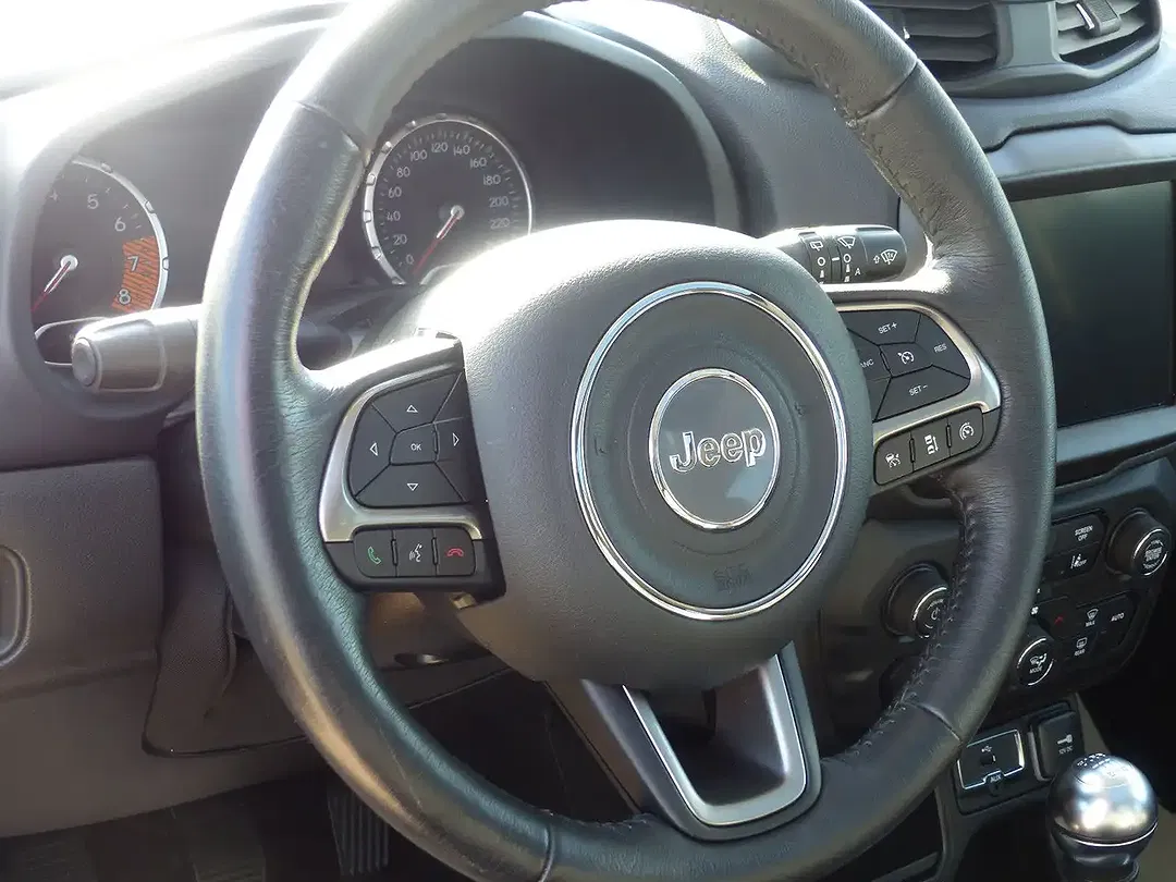 Jeep Renegade Limited - Thumbnail 13