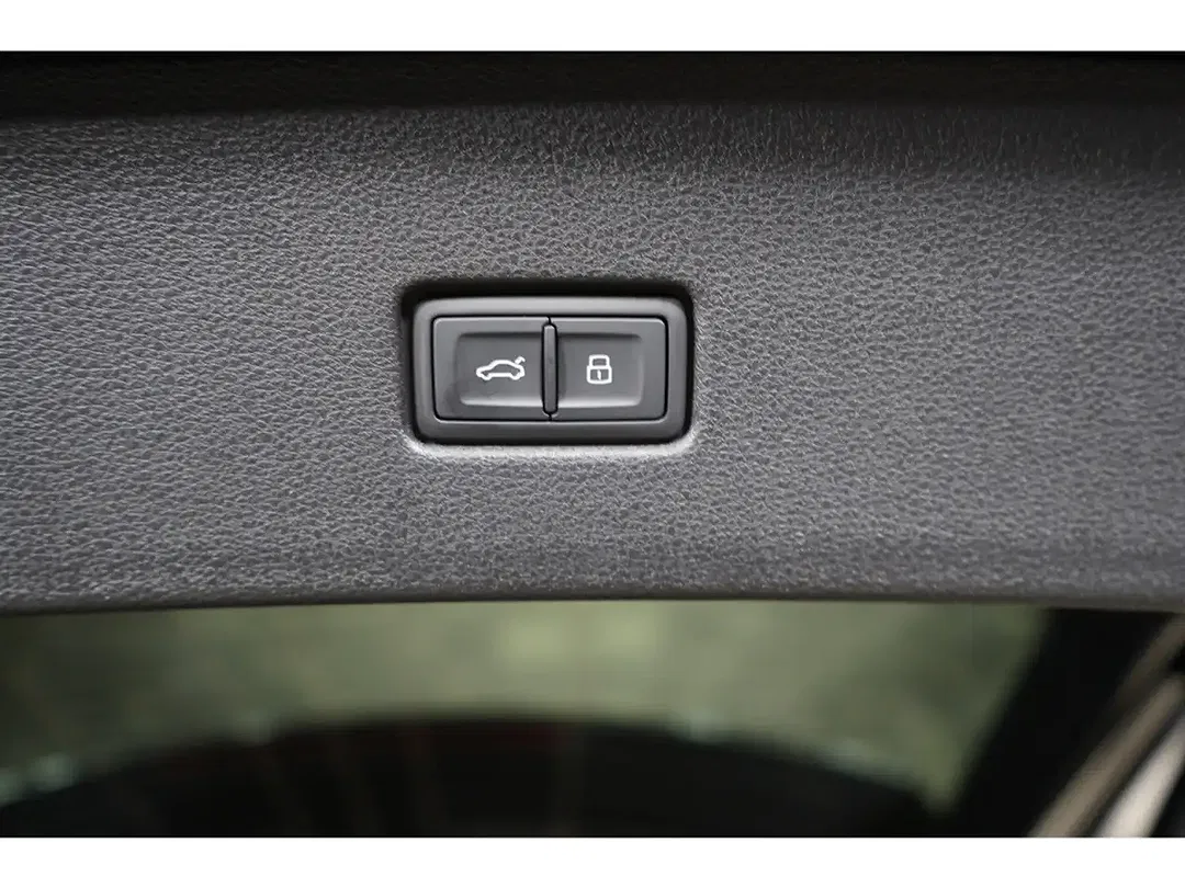 Audi Q8 TDI quattro S line - Thumbnail 12