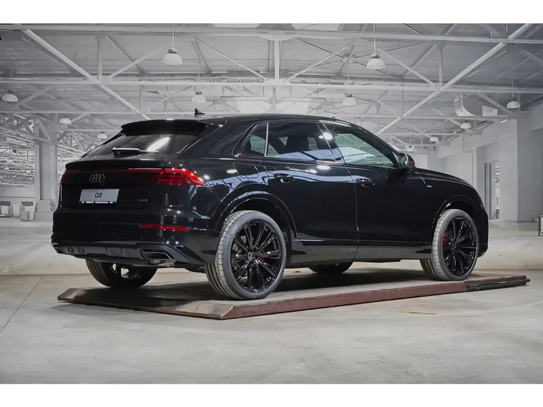 Audi Q8 TDI quattro S line - Thumbnail 3