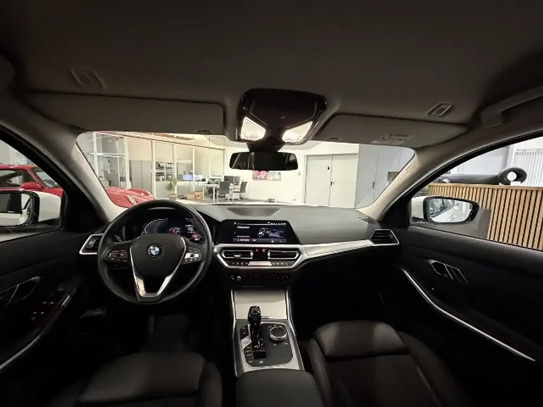 BMW 320 Sport Line - Thumbnail 5