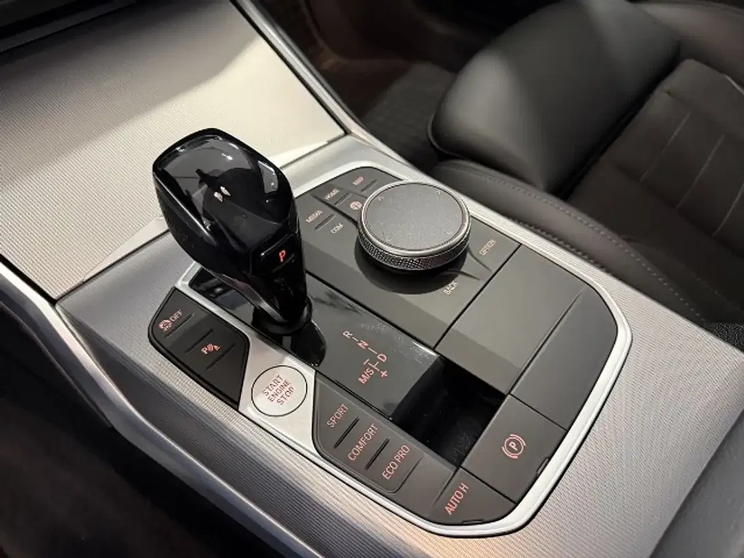 BMW 320 Sport Line - Thumbnail 8