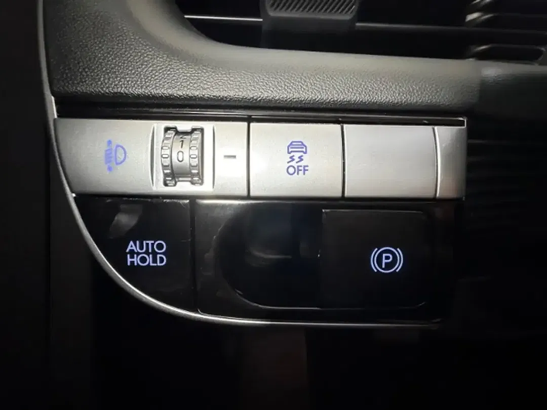 Hyundai IONIQ 5 - Thumbnail 14