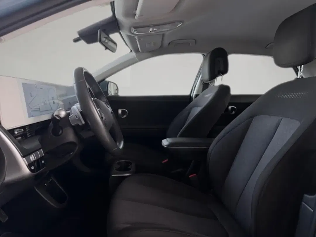 Hyundai IONIQ 5 - Thumbnail 6