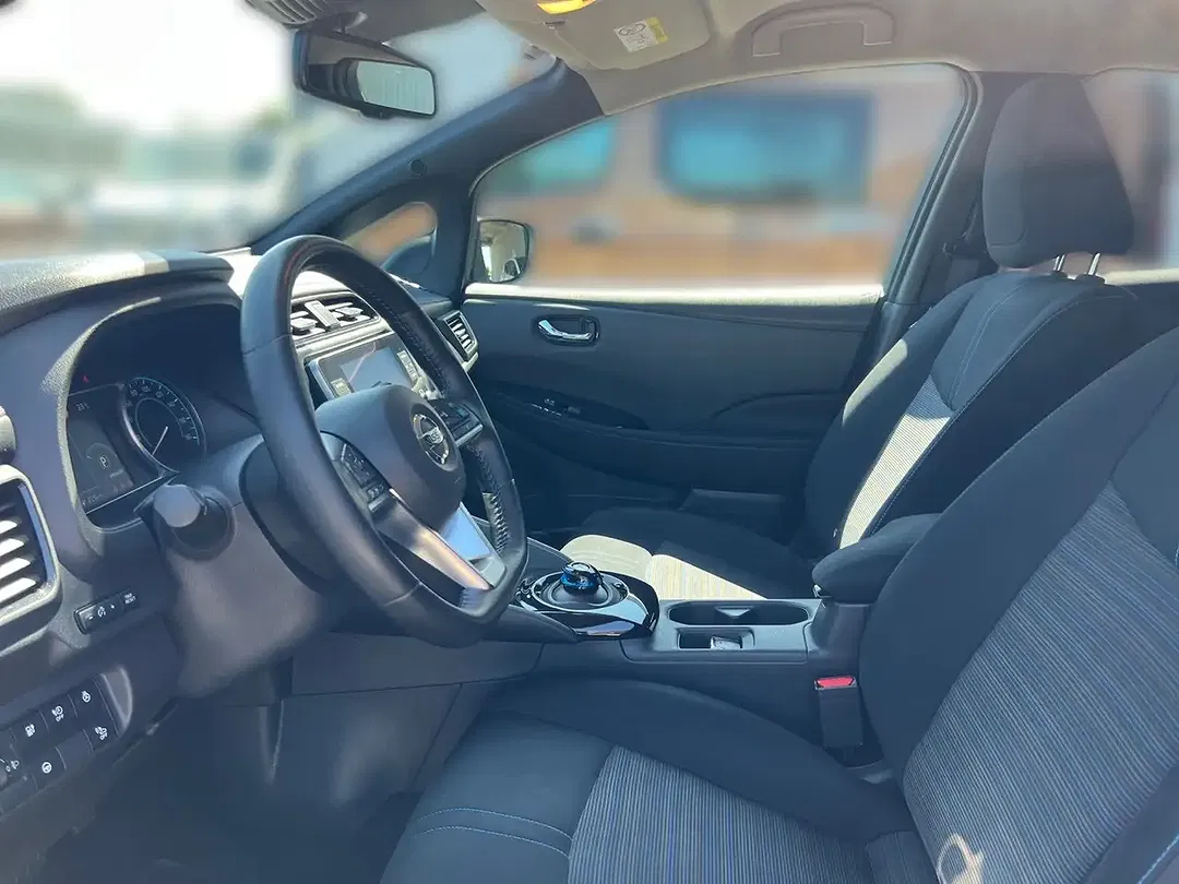 Nissan Leaf N-Connecta - Thumbnail 11