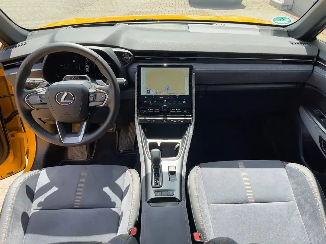 Lexus LBX 1.5 Hybrid E-FOUR Cool - Thumbnail 11