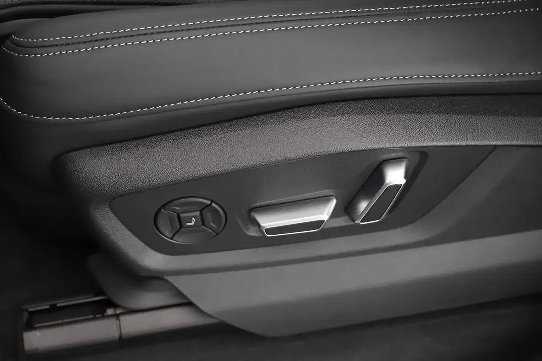 Audi Q7 TDI quattro S line - Thumbnail 9