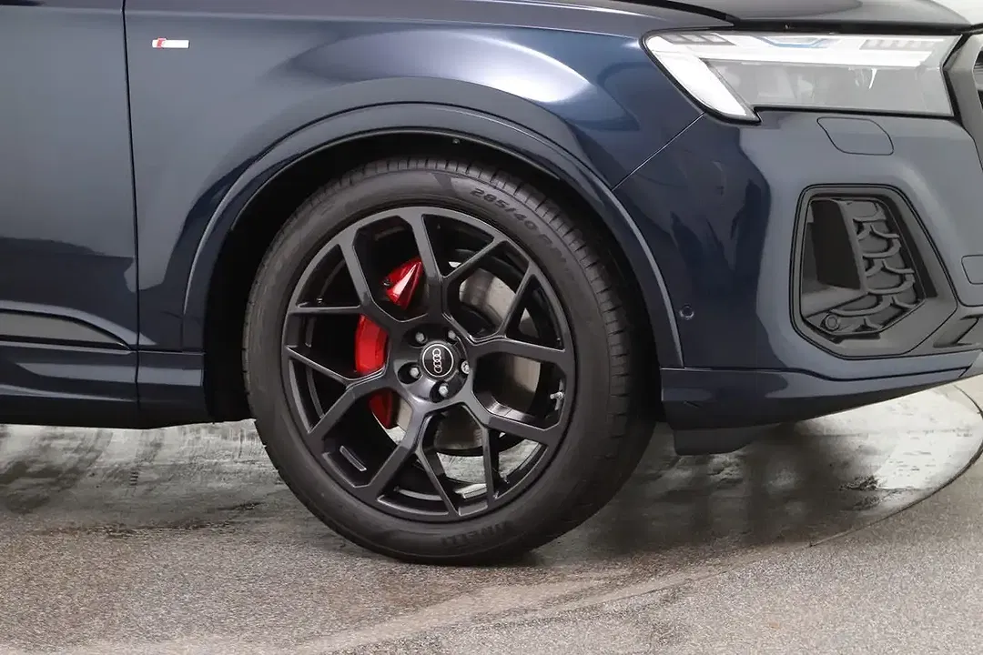 Audi Q7 TDI quattro S line - Thumbnail 3