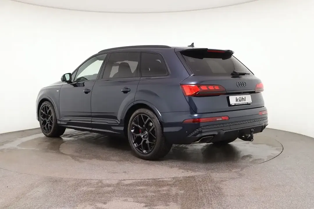 Audi Q7 TDI quattro S line - Thumbnail 4