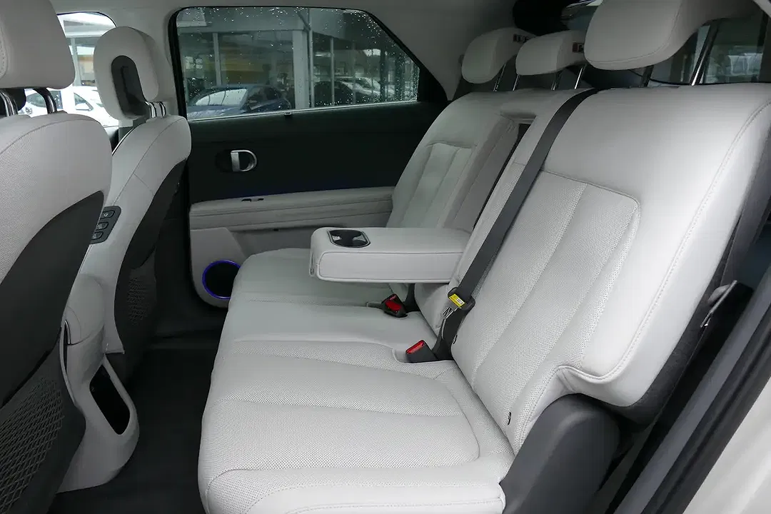 Hyundai IONIQ 5 4WD UNIQ - Thumbnail 11
