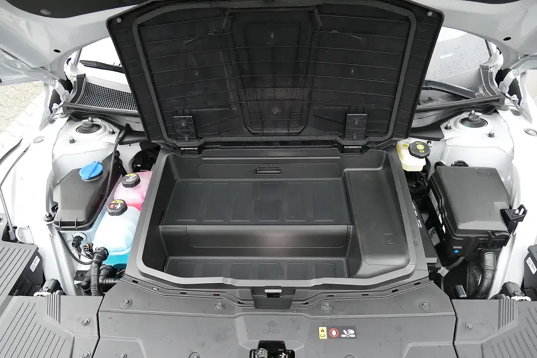 Hyundai IONIQ 5 4WD UNIQ - Thumbnail 14