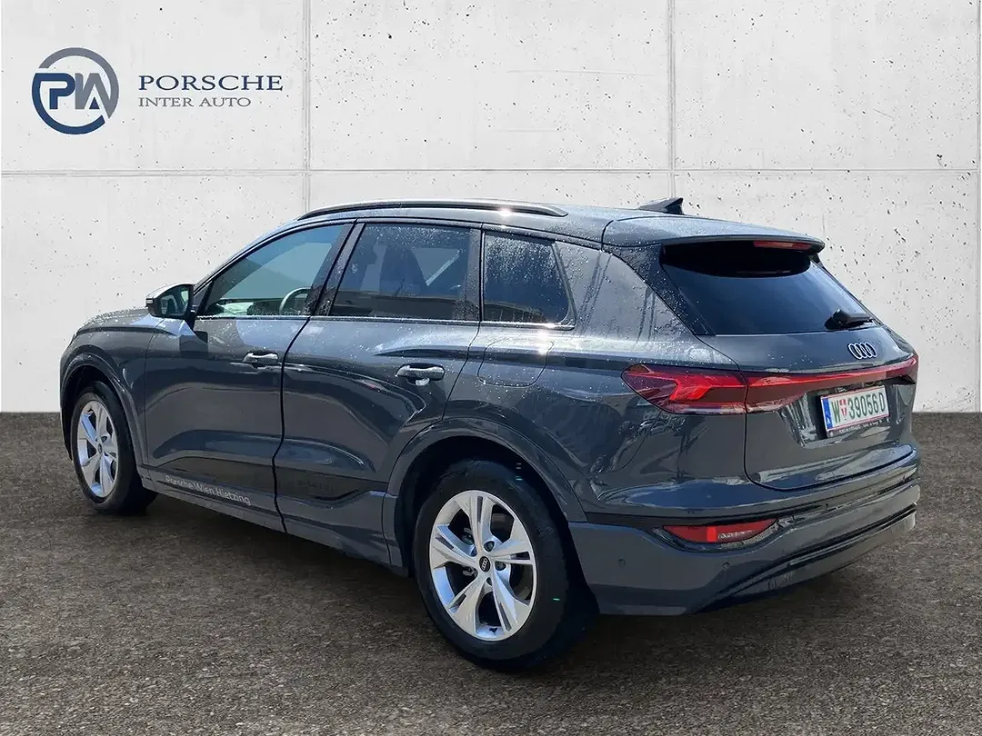 Audi Q6 e-tron - Thumbnail 3