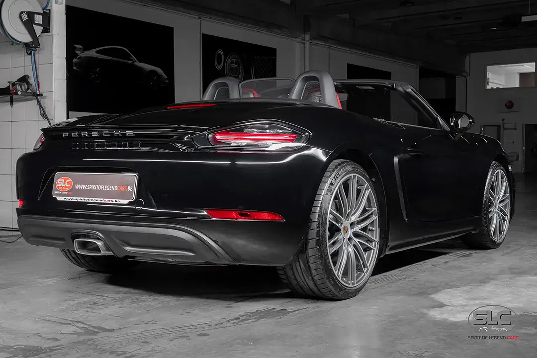 Porsche 718 2.0 Turbo - Thumbnail 4