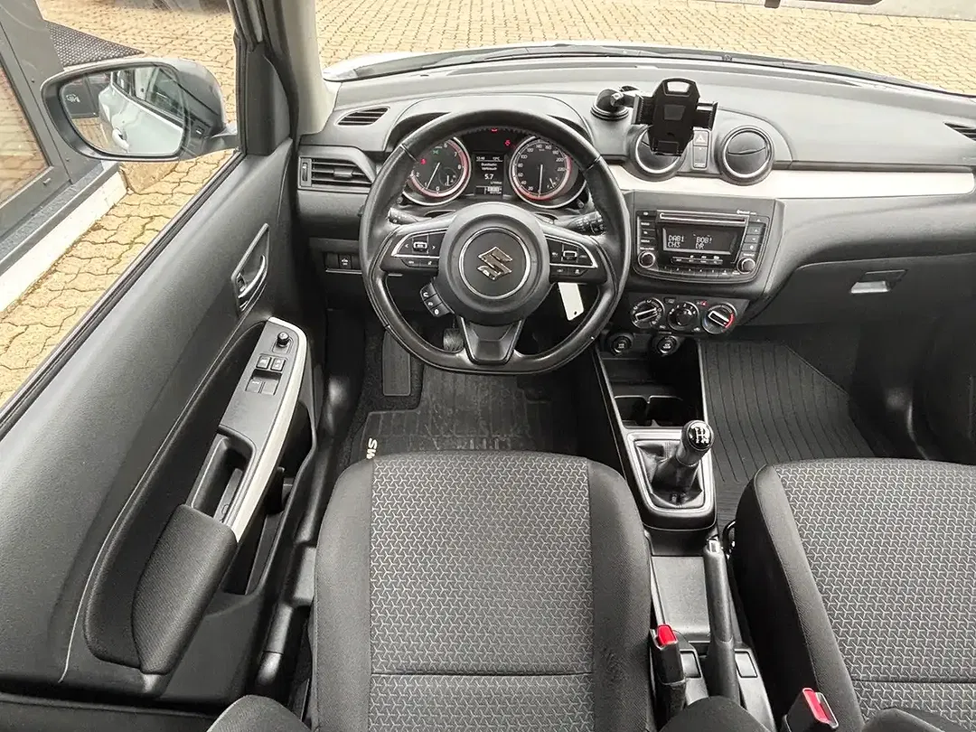 Suzuki Swift Hybrid 1.2 Dualjet Club - Thumbnail 10
