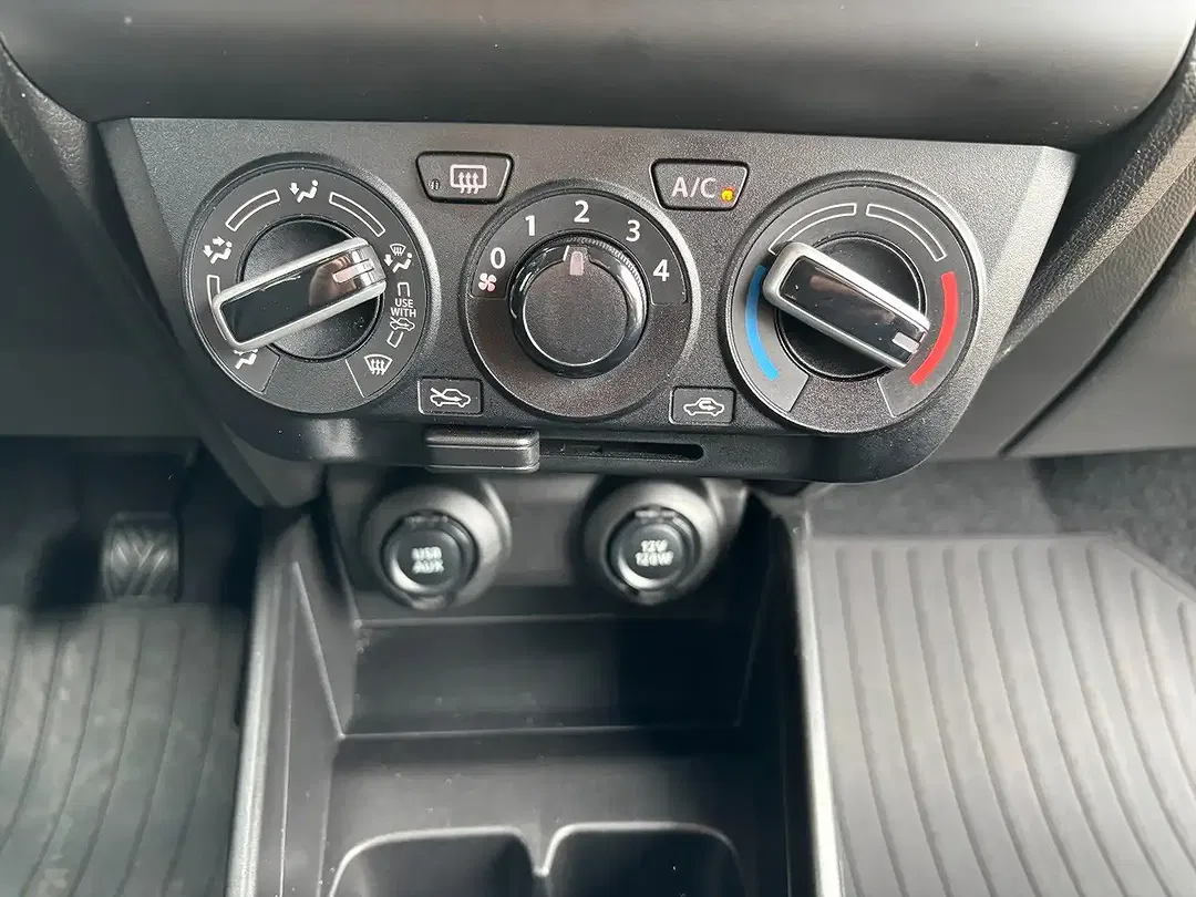 Suzuki Swift Hybrid 1.2 Dualjet Club - Thumbnail 14