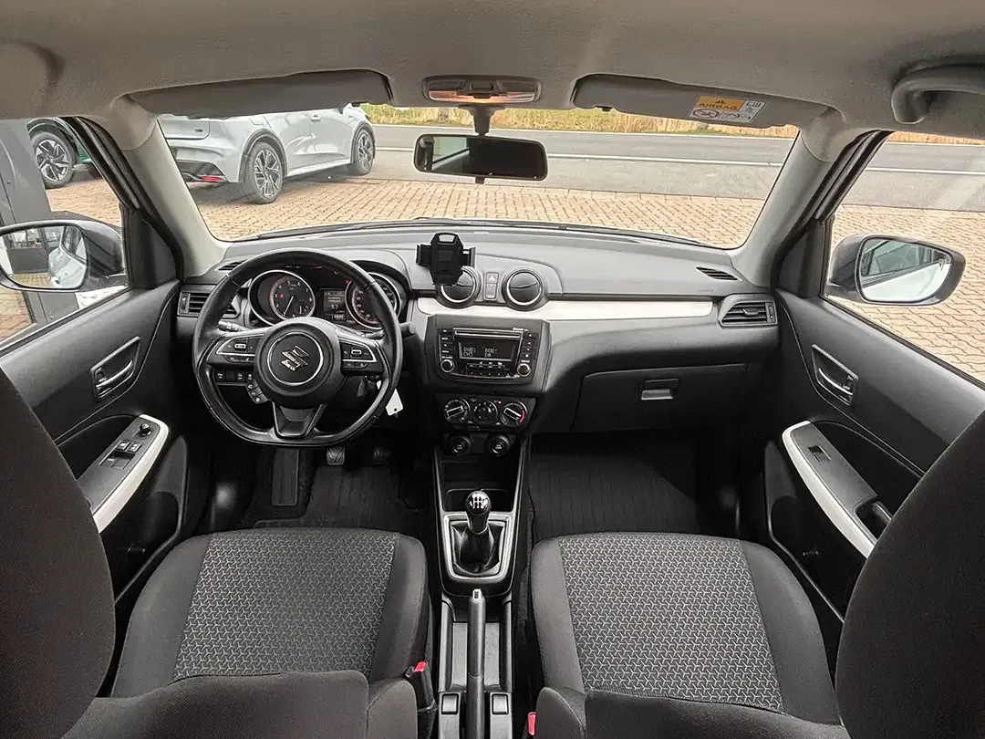 Suzuki Swift Hybrid 1.2 Dualjet Club - Thumbnail 9