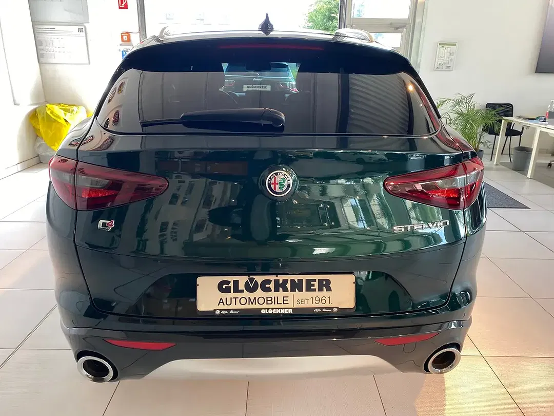 Alfa Romeo Stelvio 2.2 Lusso Ti - Thumbnail 3