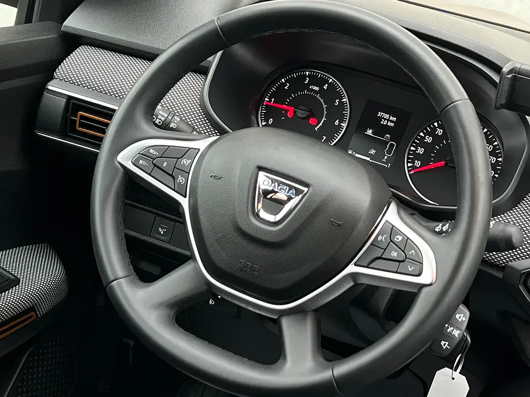 Dacia Sandero TCe Stepway - Thumbnail 7