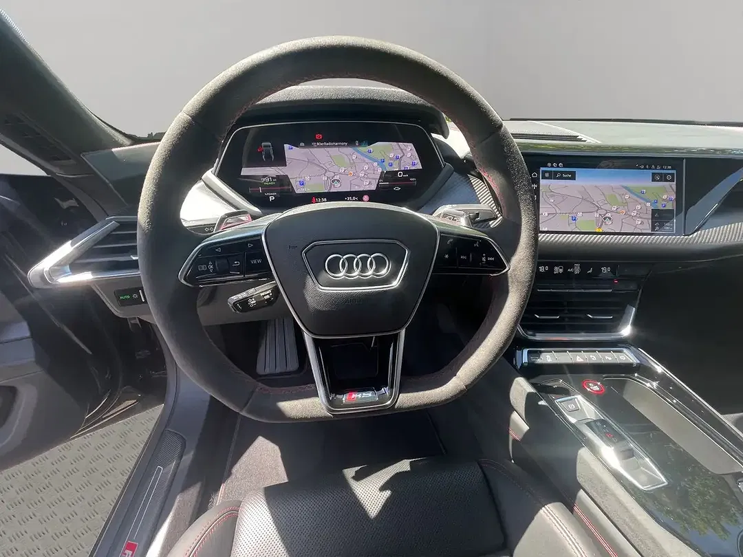 Audi RS e-tron GT - Thumbnail 12