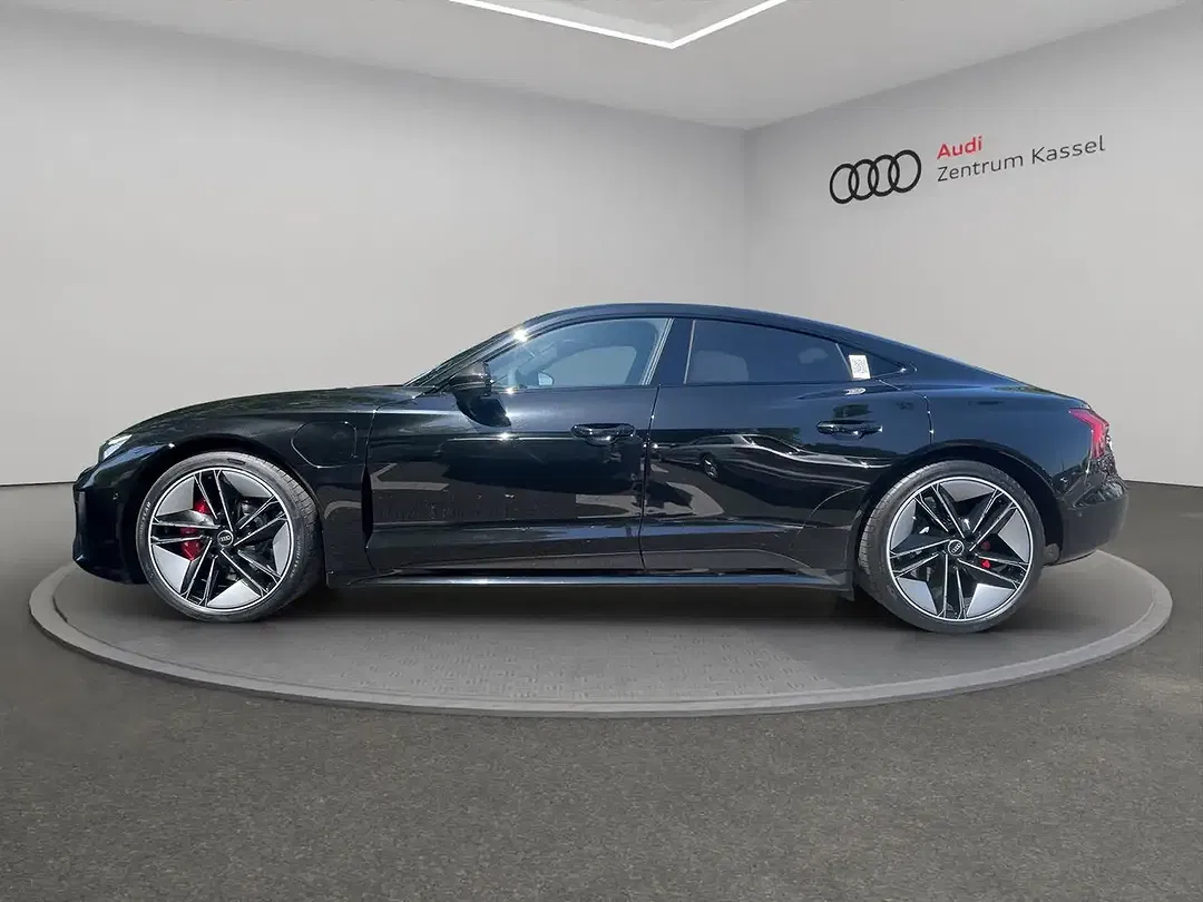 Audi RS e-tron GT - Thumbnail 4