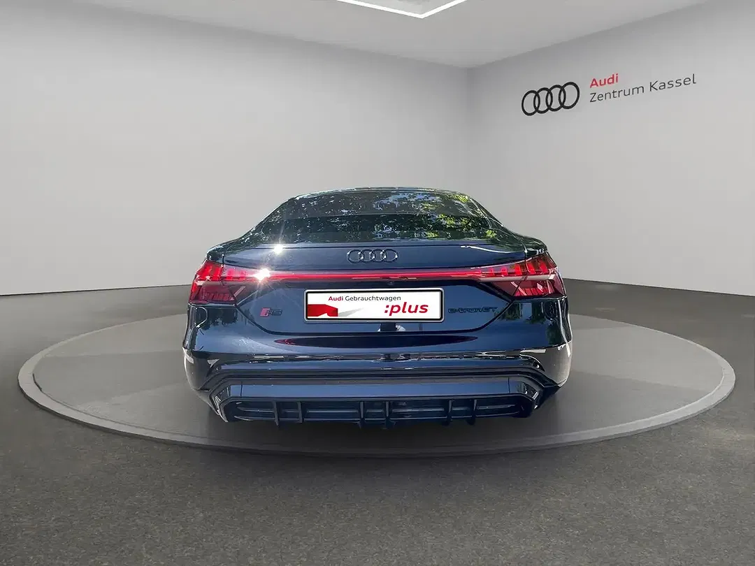 Audi RS e-tron GT - Thumbnail 6