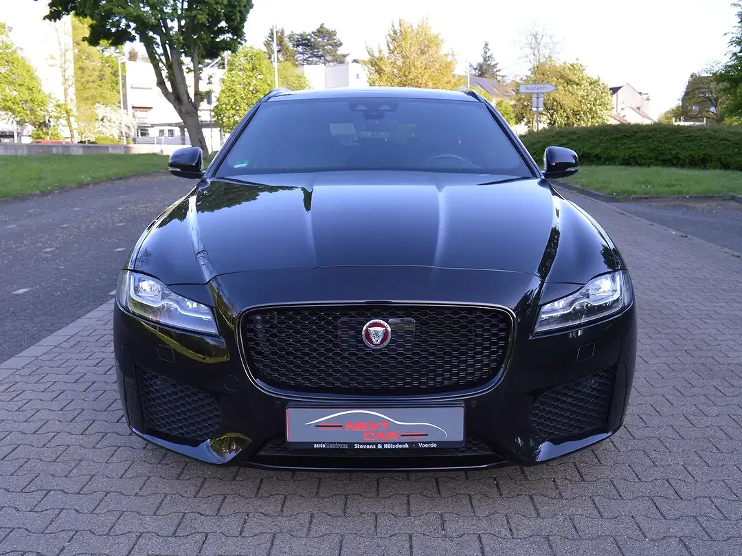 Jaguar XF 4x4 Chequered Flag - foto 2