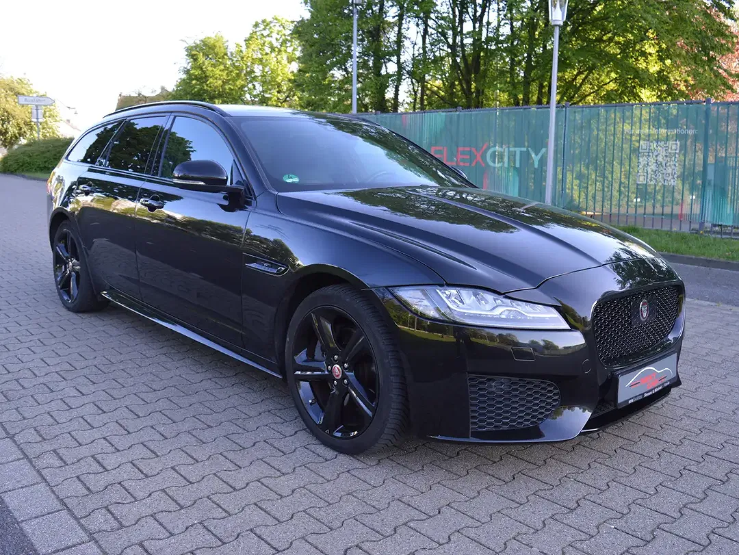 Jaguar XF 4x4 Chequered Flag - Thumbnail 4