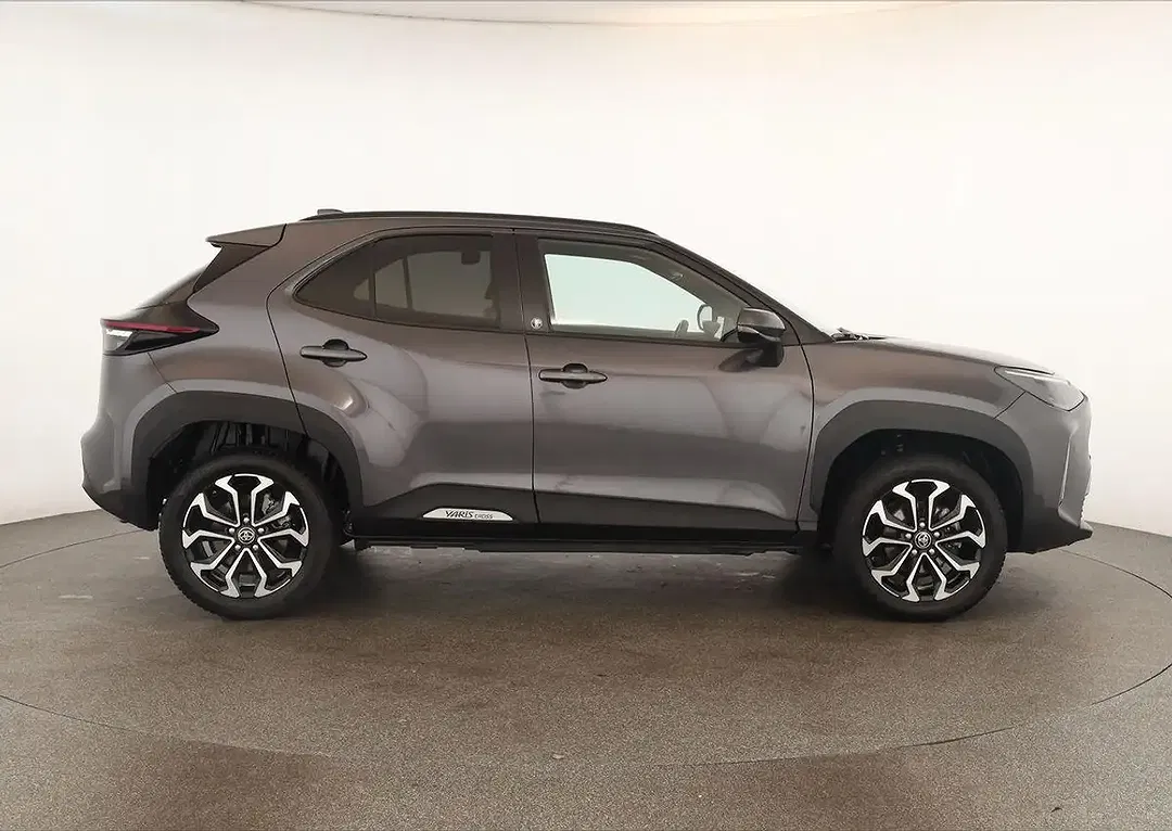 Toyota Yaris Cross CVT Team Deutschland - Thumbnail 4