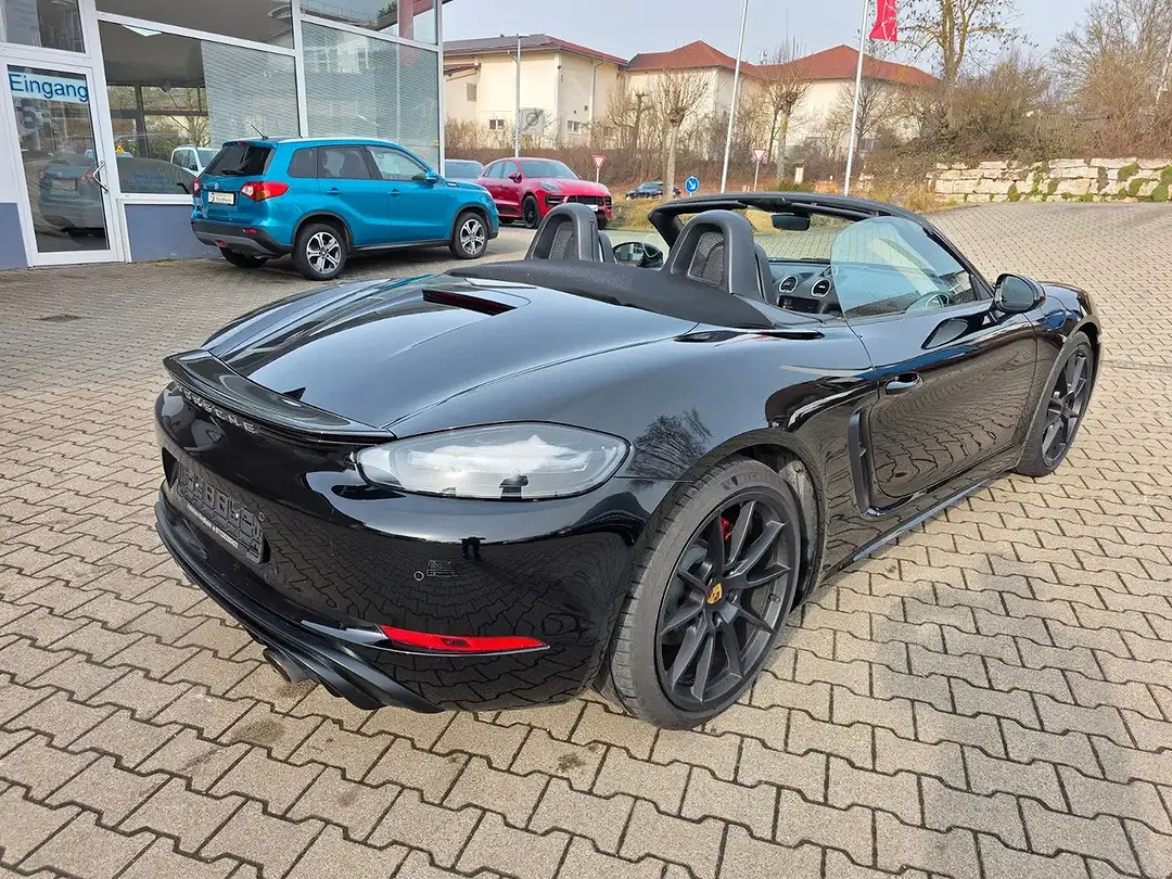 Porsche Boxster 4.0 PDK GTS - Thumbnail 4