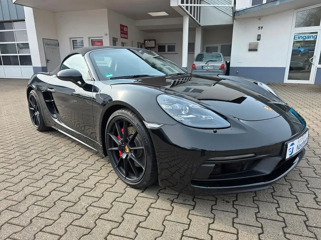 Porsche Boxster 4.0 PDK GTS - Thumbnail 9