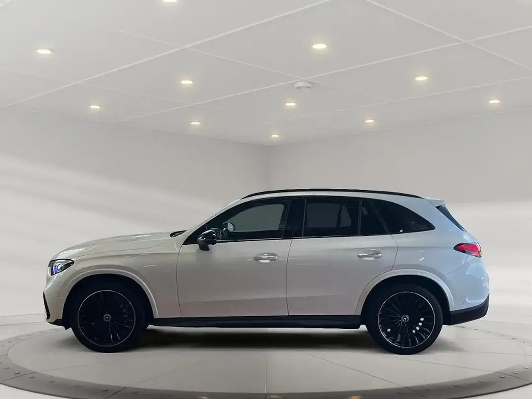 Mercedes-Benz GLC 300 4MATIC AMG MBUX Night - Thumbnail 3