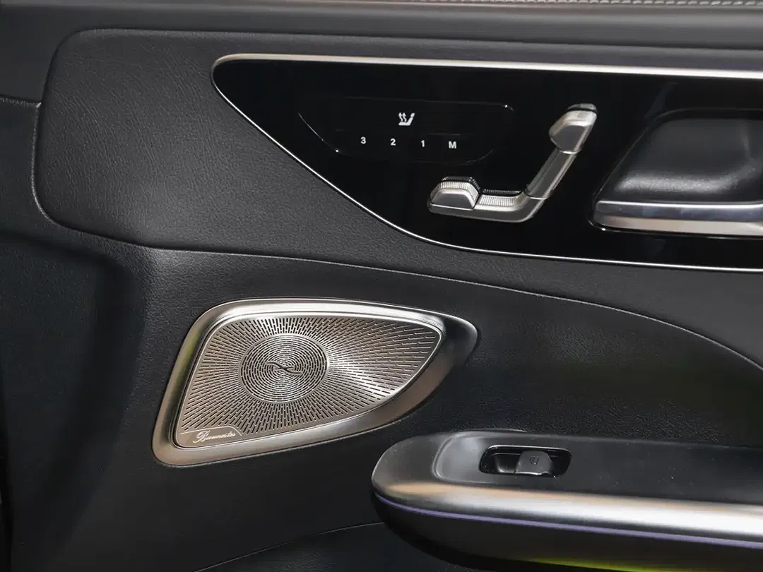 Mercedes-Benz C 300 Burmester - Thumbnail 7