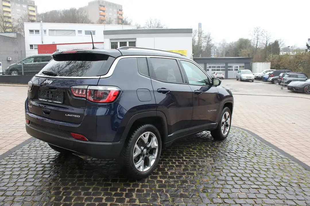 Jeep Compass AUT 4x4 Sport - Thumbnail 3