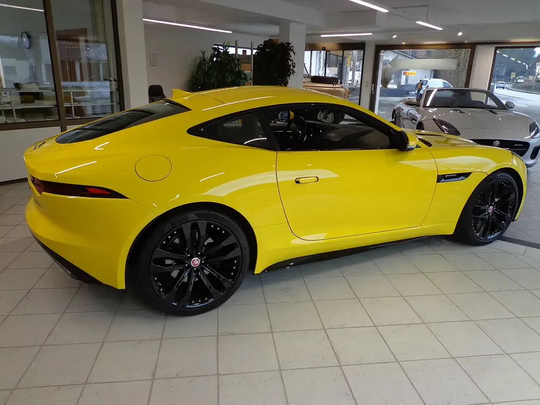 Jaguar F-Type AUT Coupe R-Dynamic - Thumbnail 5