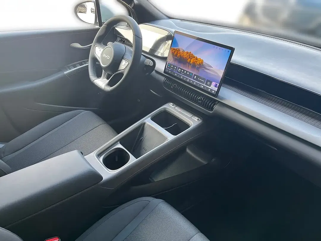 BYD Dolphin G DM-i Boost - foto 15
