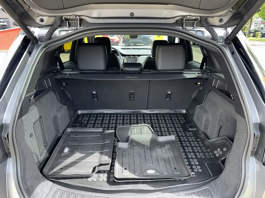 Land Rover Discovery Sport D200 Dynamic SE - Thumbnail 4