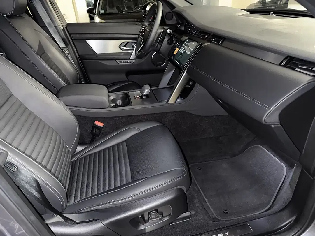 Land Rover Discovery Sport D200 Dynamic SE - Thumbnail 9