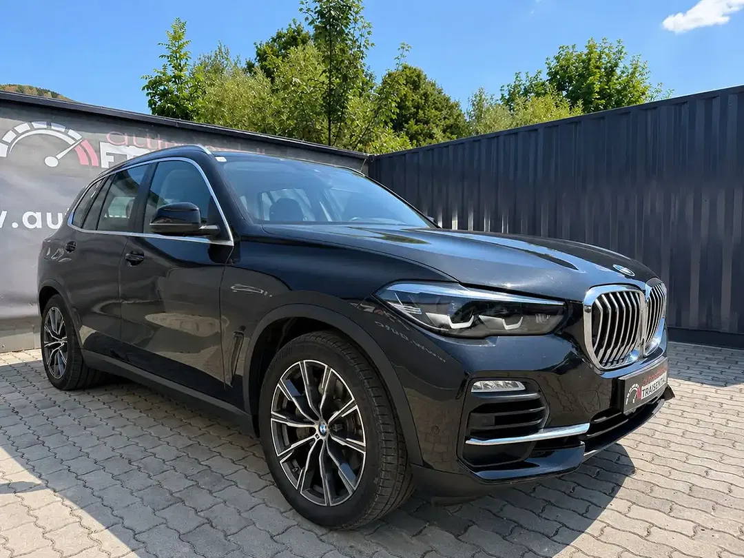 BMW X5 xDrive - Thumbnail 3